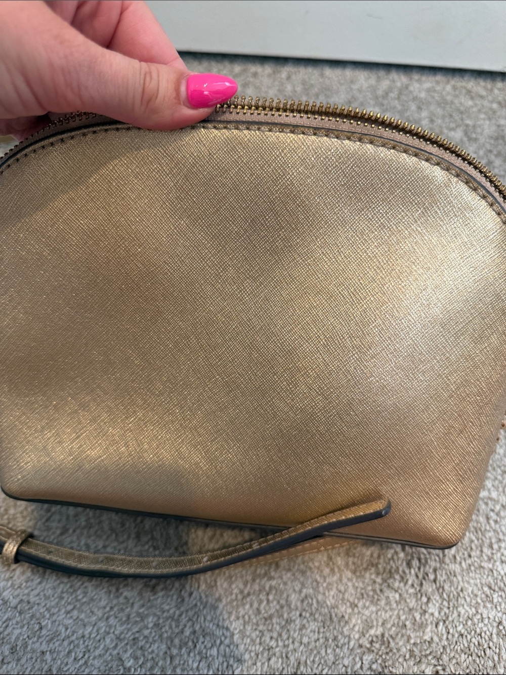 Michael Kors Tan Pebbled Crossbody with Gold Chain Strap - Picture 7 of 7